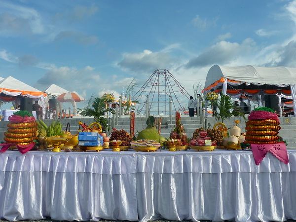 ประตูสวรรค์ ลานขอพรฟ้า
